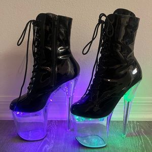 PLEASER 8inch lightup w/ Charger over 10 different solid and flash color styles